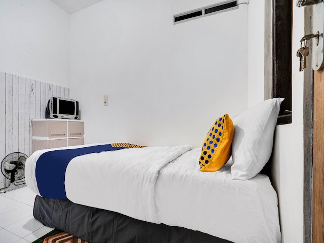 SPOT ON 91775 ポンドク 14 シャリア