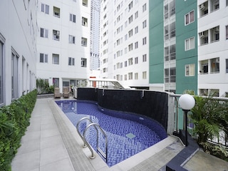 キャピタル O 91962 パビリオン ペルマタ スラバヤ