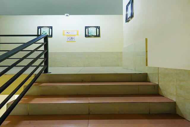 OYO  91659 シティ  レジデンス