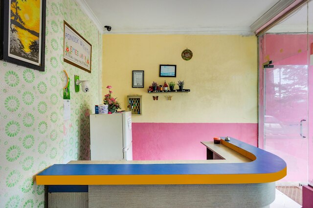 ホテル O エメス ジャヤ ホームステイ ニア サムスン エレクトロニク インドネシア PT