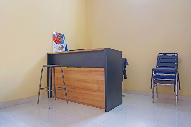 ホテル O ホームステイ アニタ シャリア マカッサル