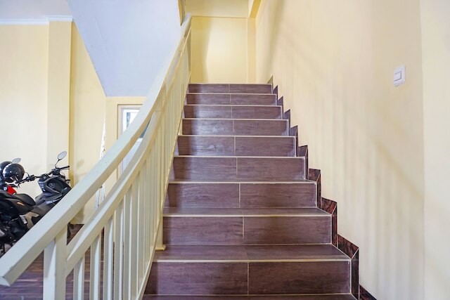 ホテル O ホームステイ アニタ シャリア マカッサル