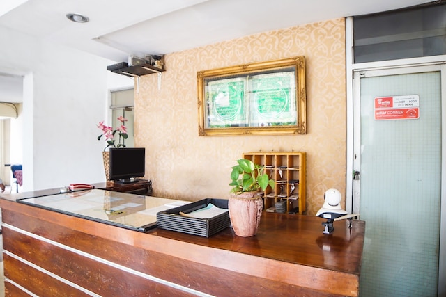 OYO 91878 チェリー レッド ホテル