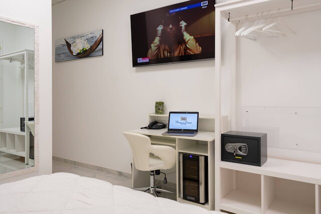 ローヤル セントラル ルーム