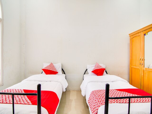 OYO 91514 ゲドゥン プティ イン シャリア