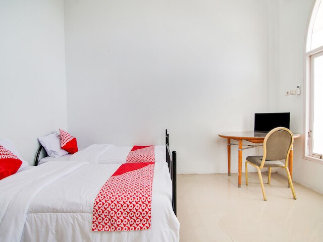 OYO 91514 ゲドゥン プティ イン シャリア