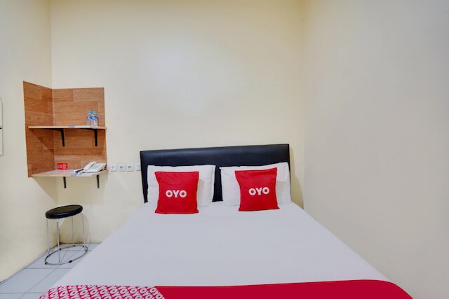 OYO  91035 デ リッツ  レジデンス