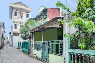 ホテル O クリスティン ホームステイ シャリア