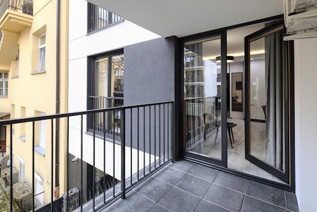 ネイティブアパートメンツルベルスカ10