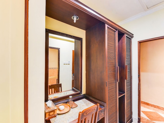 スーパー OYO タウンハウス オーク マキシ ホテル レギャン