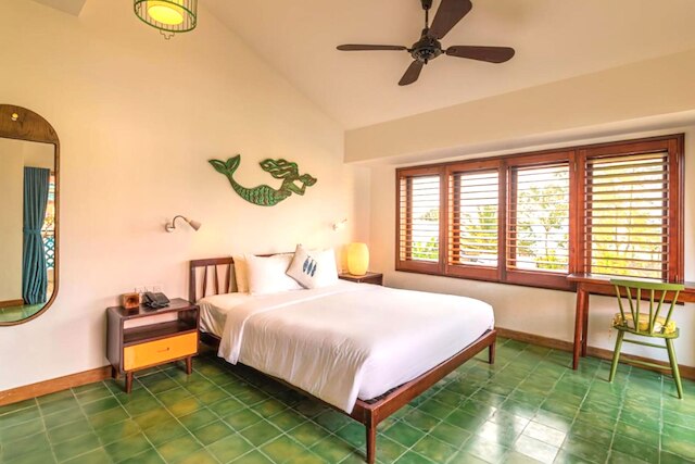 フューズ・ビーチサイド・ホイアン