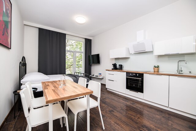 ネイティブアパートメンツルベルスカ14