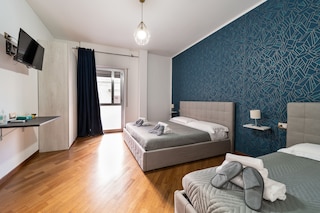 ダンテ 138 クラス ルームズ & アパートメンツ