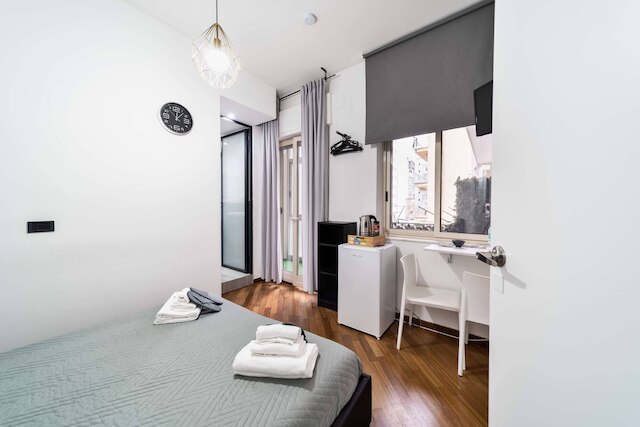 ダンテ 138 クラス ルームズ & アパートメンツ