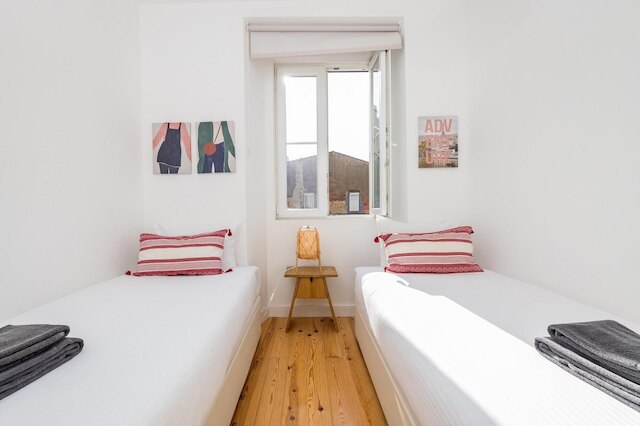 ロス アンジョス アパートメンツ