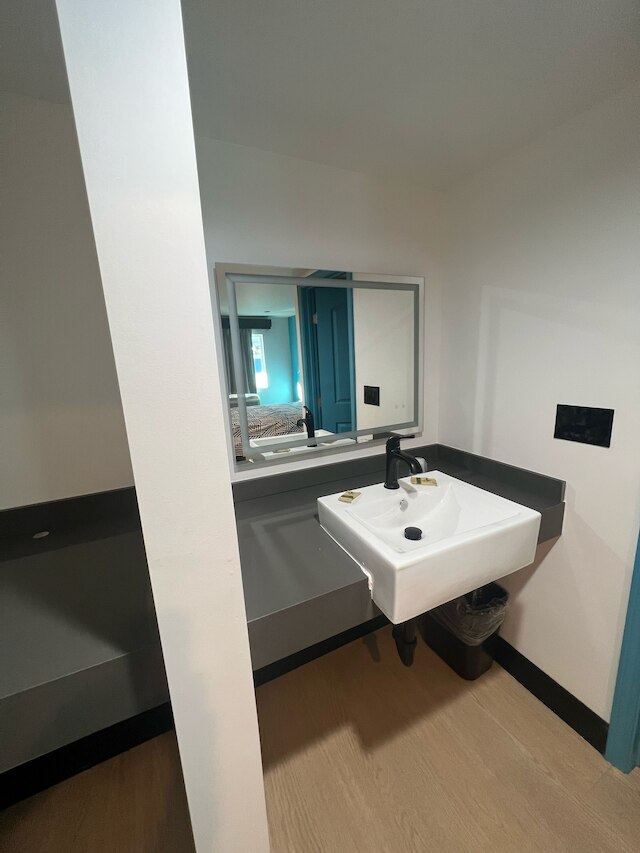 アーロ モーテル