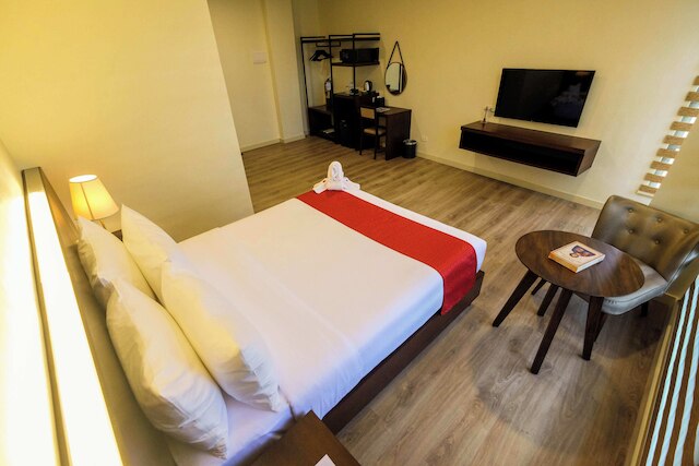 セブ クインセンテニアル ホテル