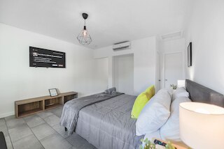 ビーチから15分の素敵なスタジオ