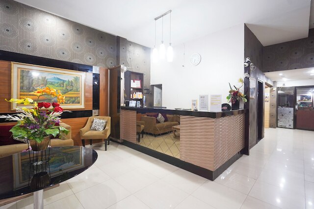 コレクション O ロサリ ニア パンタイ ロサリ フォーマリー ホテル グランド ポピュラー