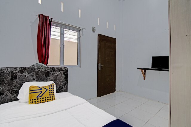 ホテル O ホームステイ ハジャ レラ シャリア