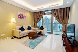 タニン - シックなアパート・ウィズ・インフィニティプール・アンド・ブルジ・ハリファビュウ