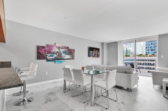 ザクラブ アット ブリケル湾豪華スイーツ