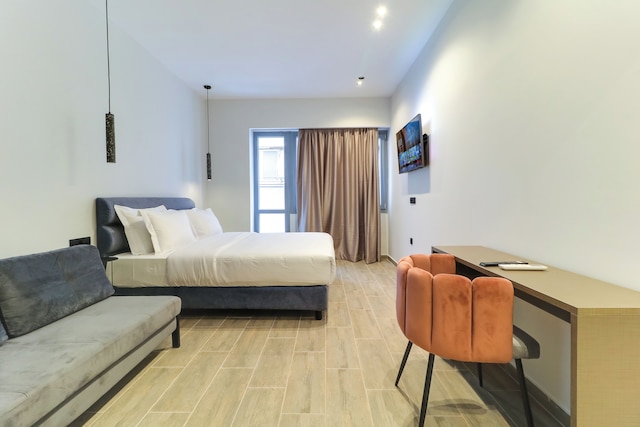 ABOV アクロポリス