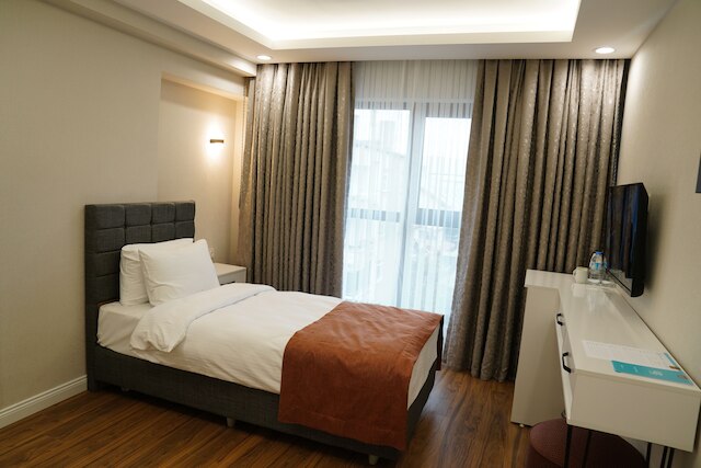 アカイムハトラーラエビ