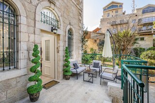 ニーナ・ラグジュアリー・アパートメント