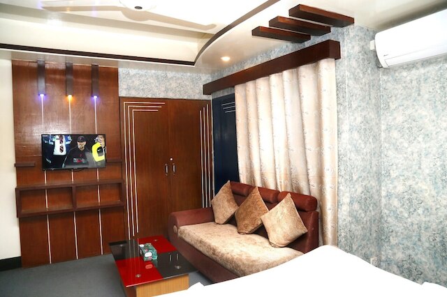 ホテル ブルー バード