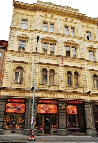 ホテル ビクター