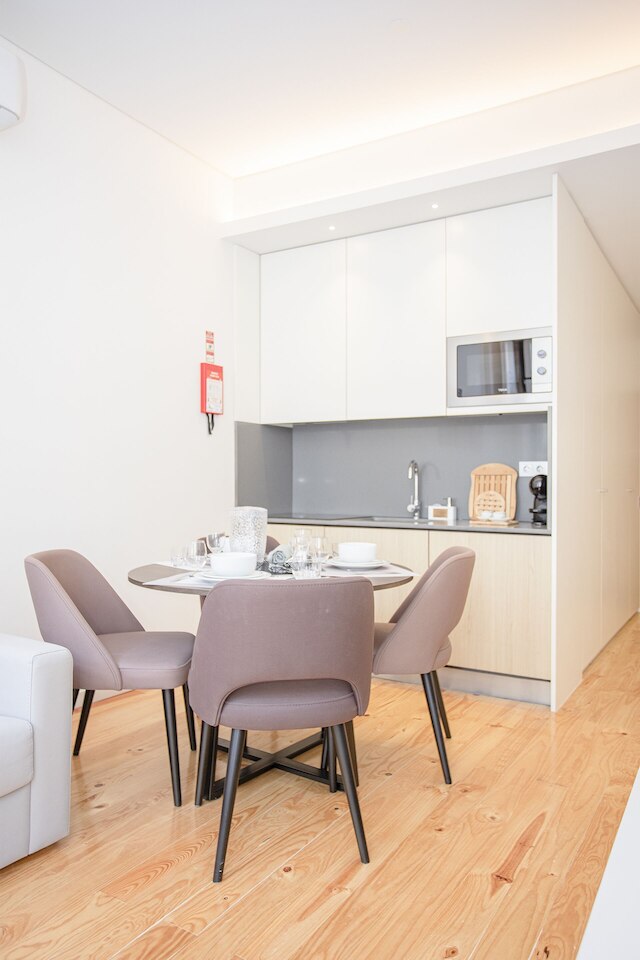 リーヴィングモウジーニョレジデンスアパート1F