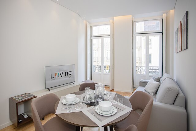 リーヴィングモウジーニョレジデンスアパート1F