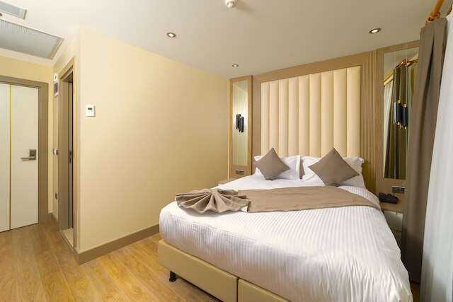 アシルザデ・ホテル・シルケチ