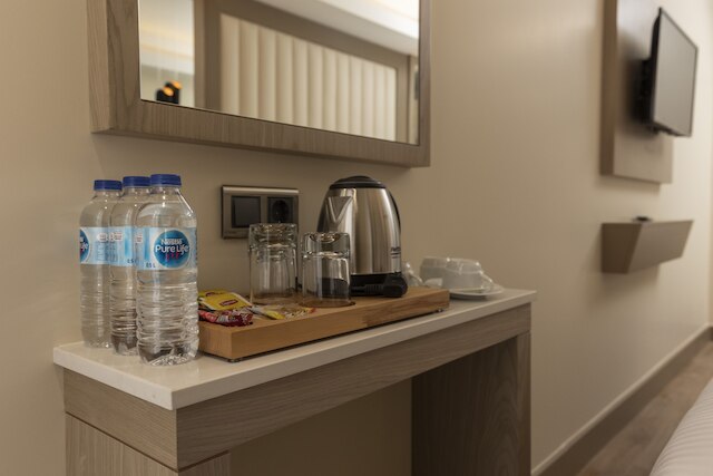 アシルザデ・ホテル・シルケチ