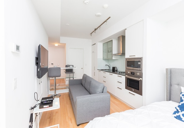 フロントストリート - エンタテイメントディストリクト