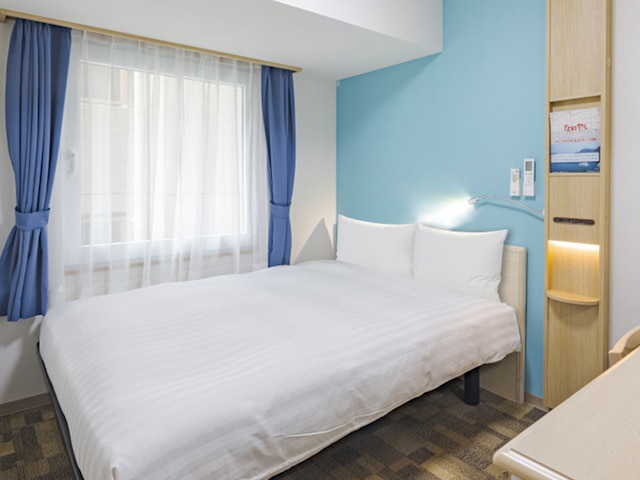 東横 INN 大阪弁天町