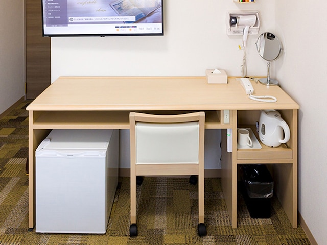 東横 INN 大阪弁天町