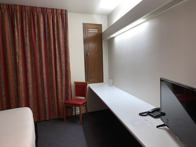 ホテル・アジェナ・リール・エアロポール・レスキン