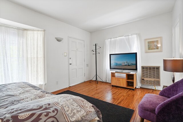 スタンフォード13 LLC