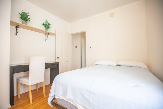 スタンフォード13 LLC