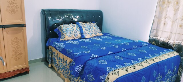 アズィマヴィラ