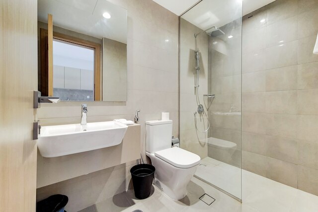 グリーンフューチャー - トレードセンターの豪華スタジオからの都心の眺望