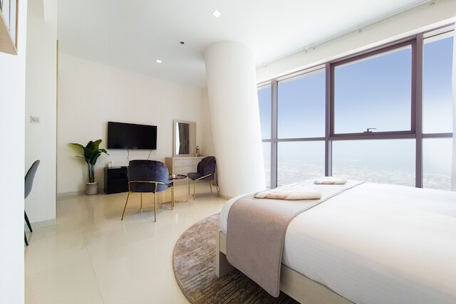 グリーンフューチャー - トレードセンターの豪華スタジオからの都心の眺望