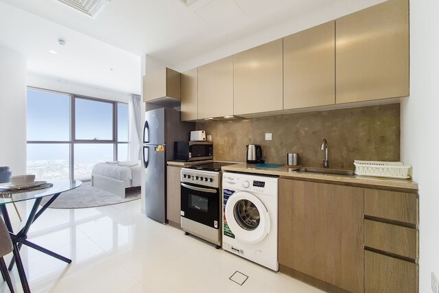 グリーンフューチャー - トレードセンターの豪華スタジオからの都心の眺望