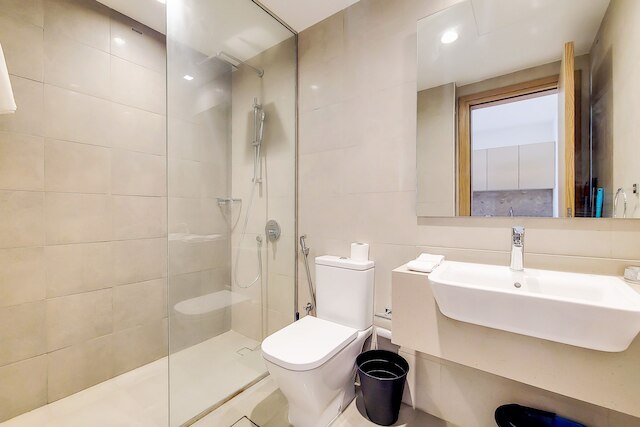 グリーンフューチャー - このスリークなスタジオからの素晴らしい都市景観