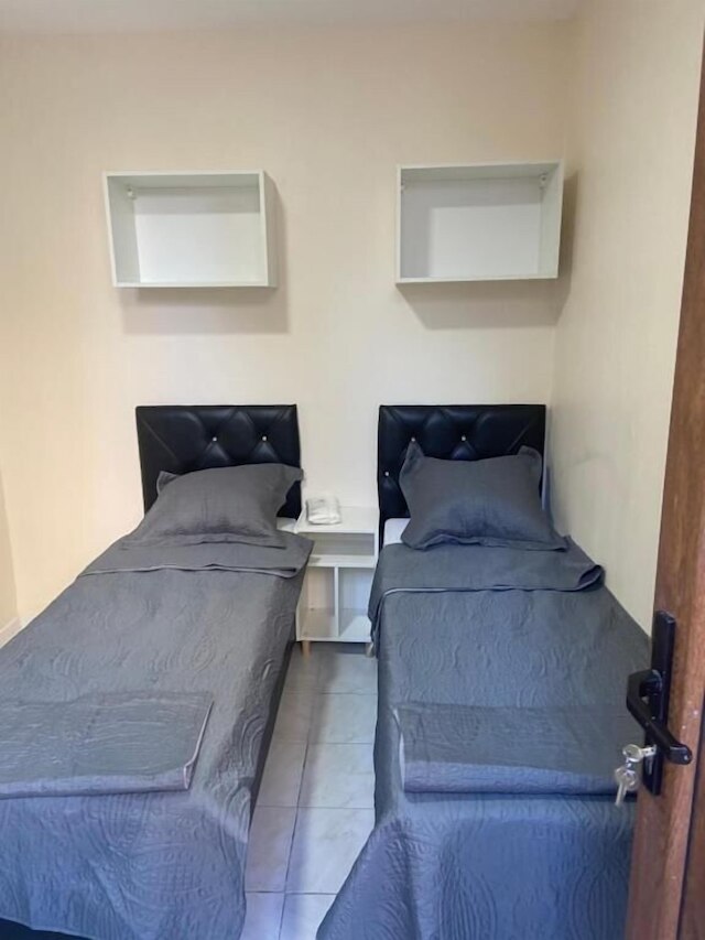 レントアパート - ラガレンヌコロンブ