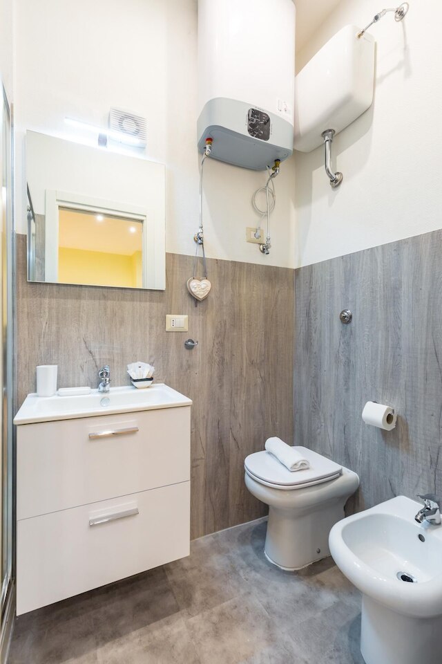 サン マルチェリーノ クール アンド セントラル バイ ナポリアパートメンツ