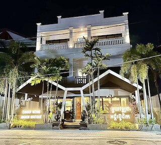 チョウイ ヴァートナ アンコール ブティック