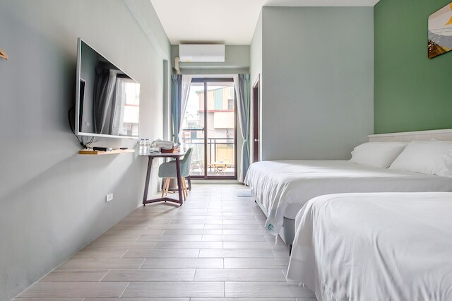 Green house sleep to B&B